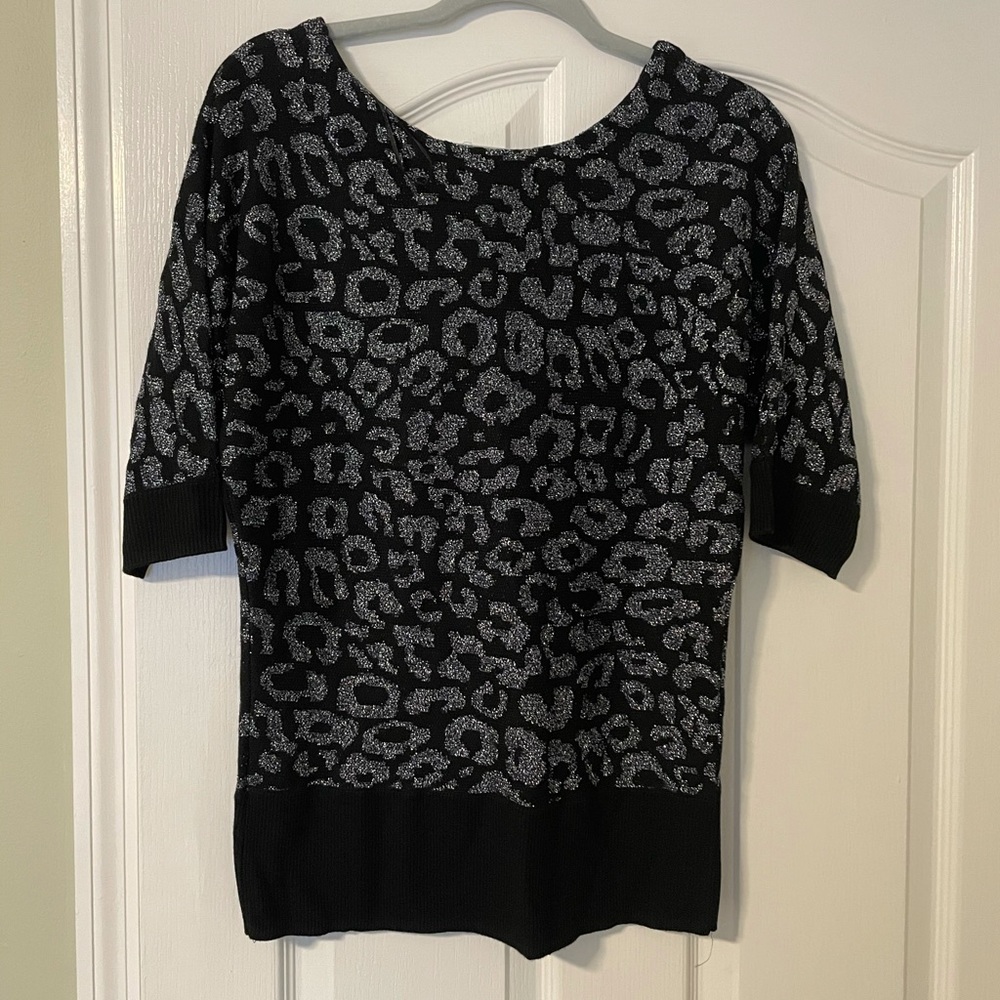 3/$25 NWT Women’s dressy size small glittery sweater - Picture 2 of 9